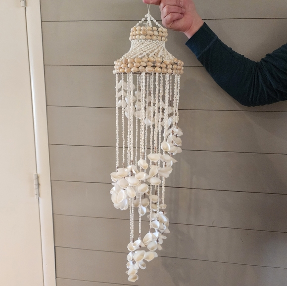 Vintage 70s seashell chula hanging chandelier windchime mobile - Picture 2 of 5